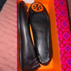 Tory Burch Minnie Travel Ballet Flats Gold Metal Logo Soft Black Nappa Leather